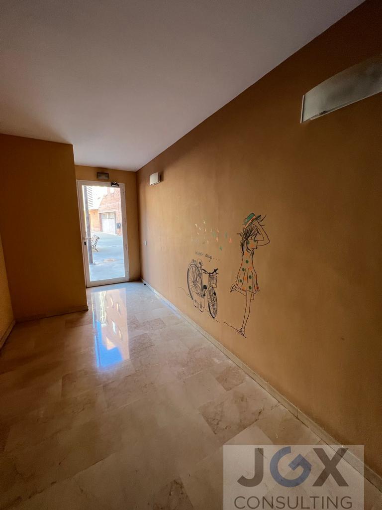 For sale of flat in Badalona