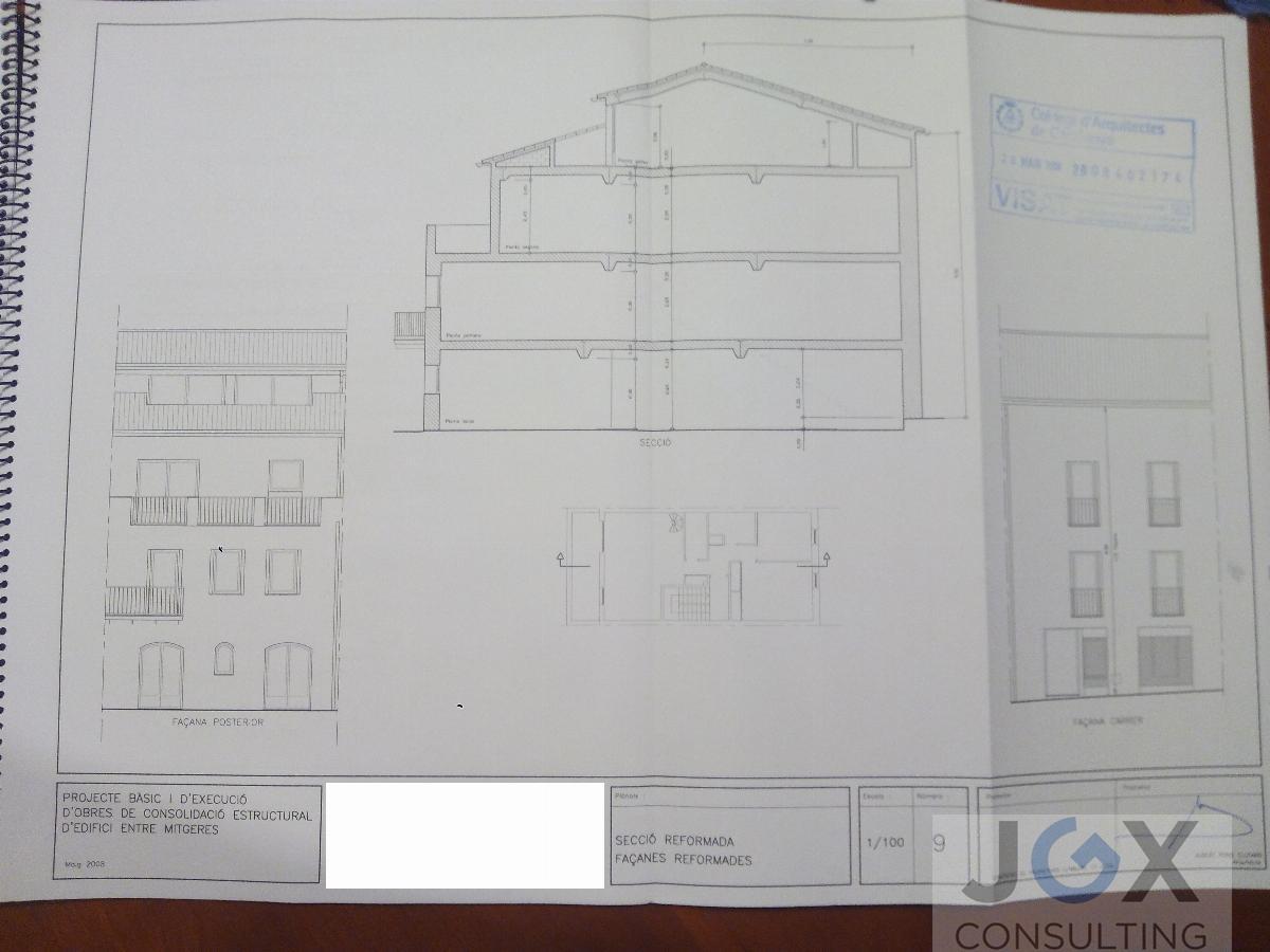 For sale of house in Montagut i Oix