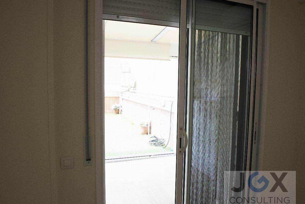 For sale of ground floor in Badalona