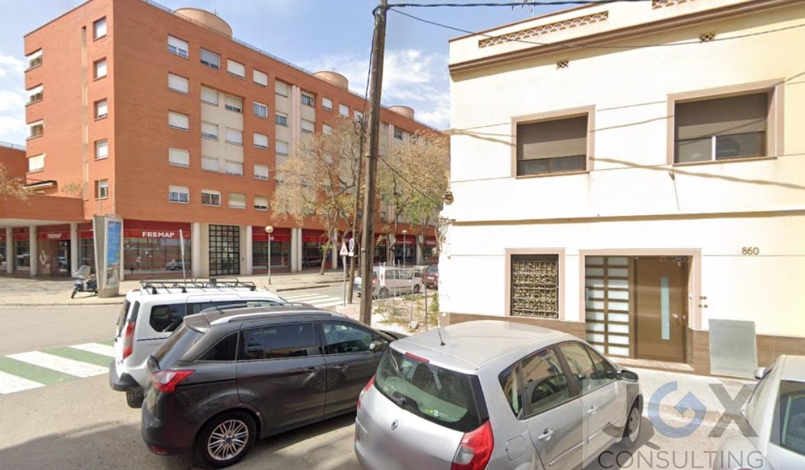 Venta de terreno en Badalona