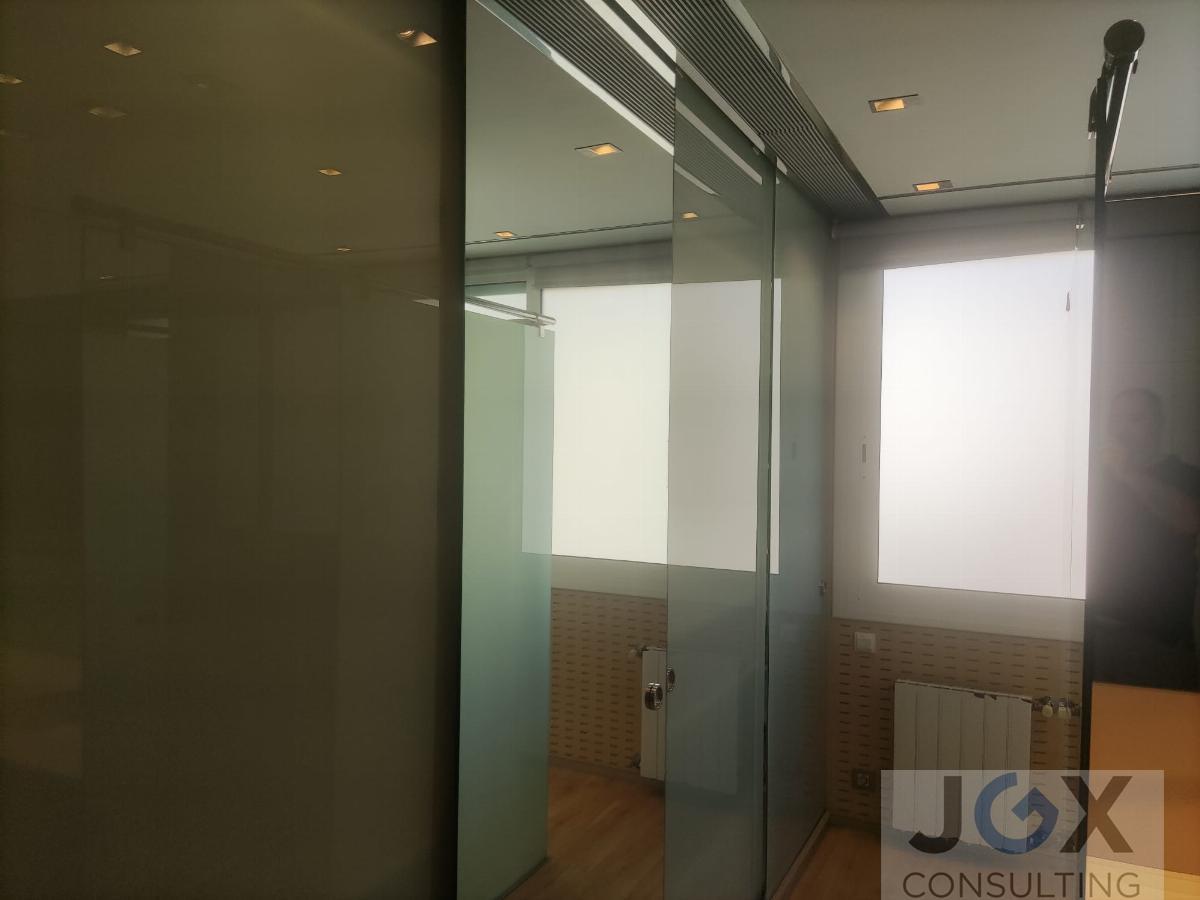 For sale of house in Badalona