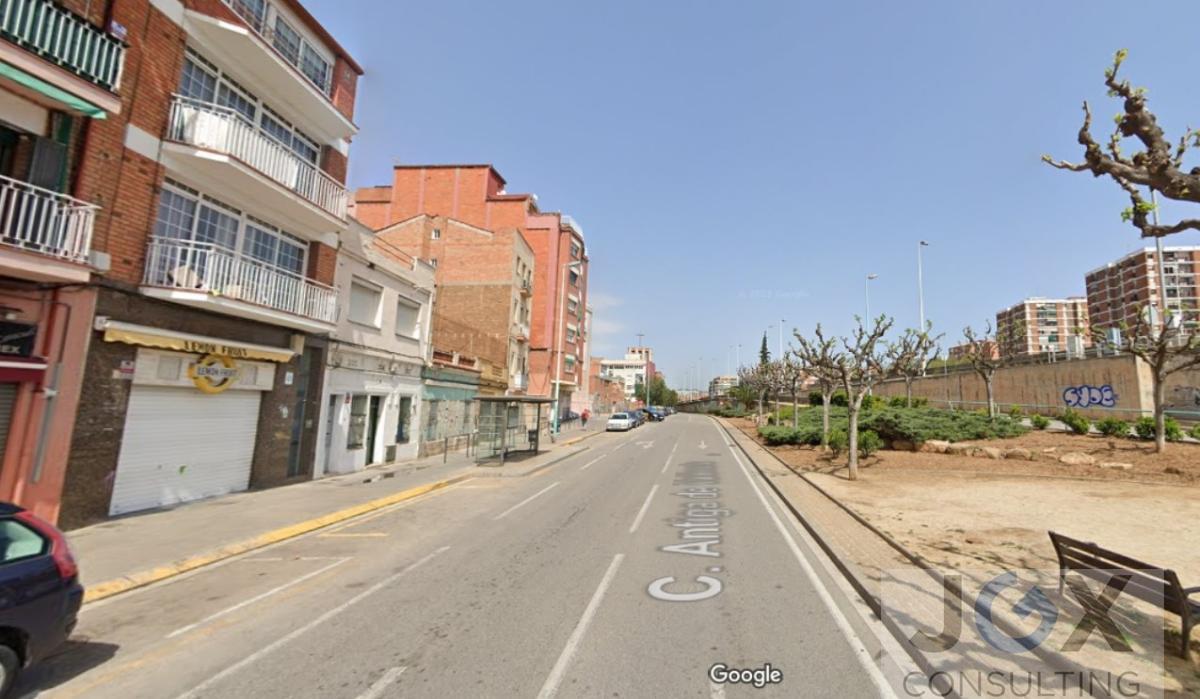 For sale of land in Badalona