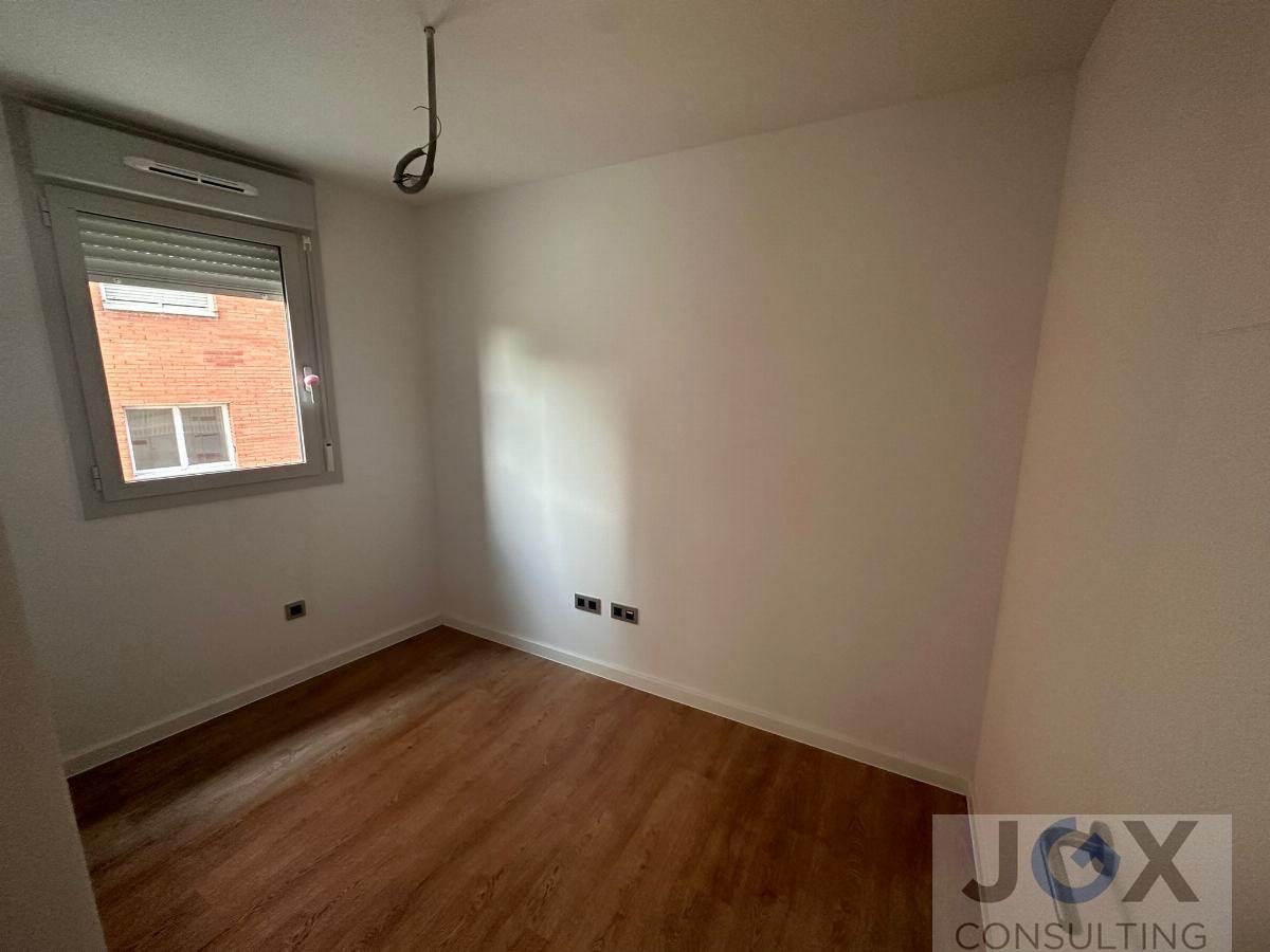 For rent of flat in Badalona