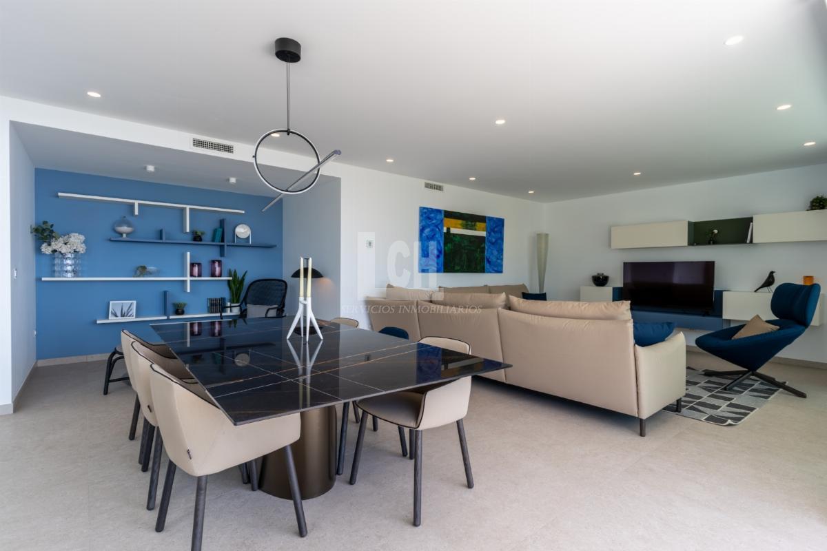 For sale of villa in Altea