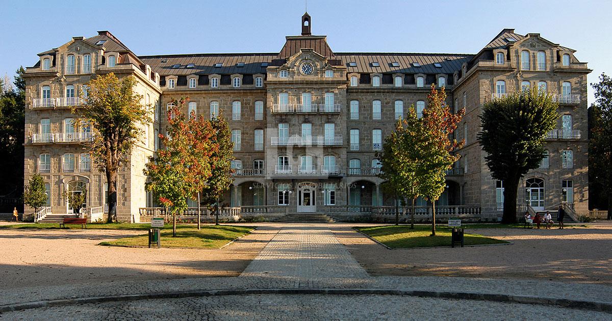 For sale of hotel in Mondariz