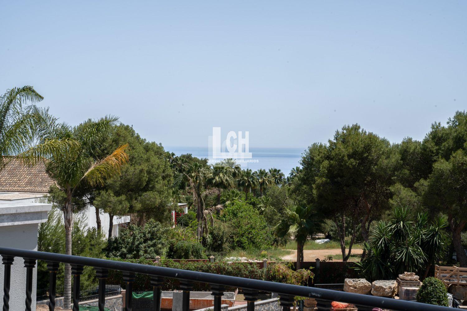 For sale of chalet in Marbella