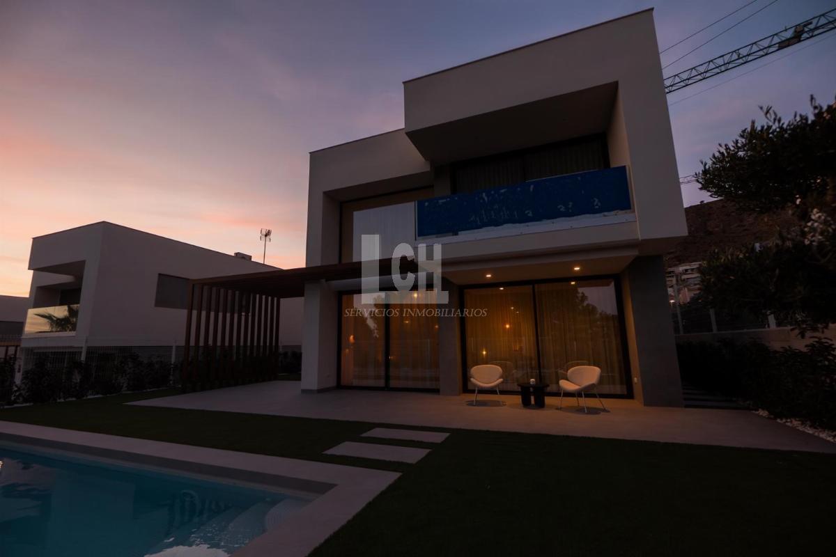 Venta de casa en Finestrat