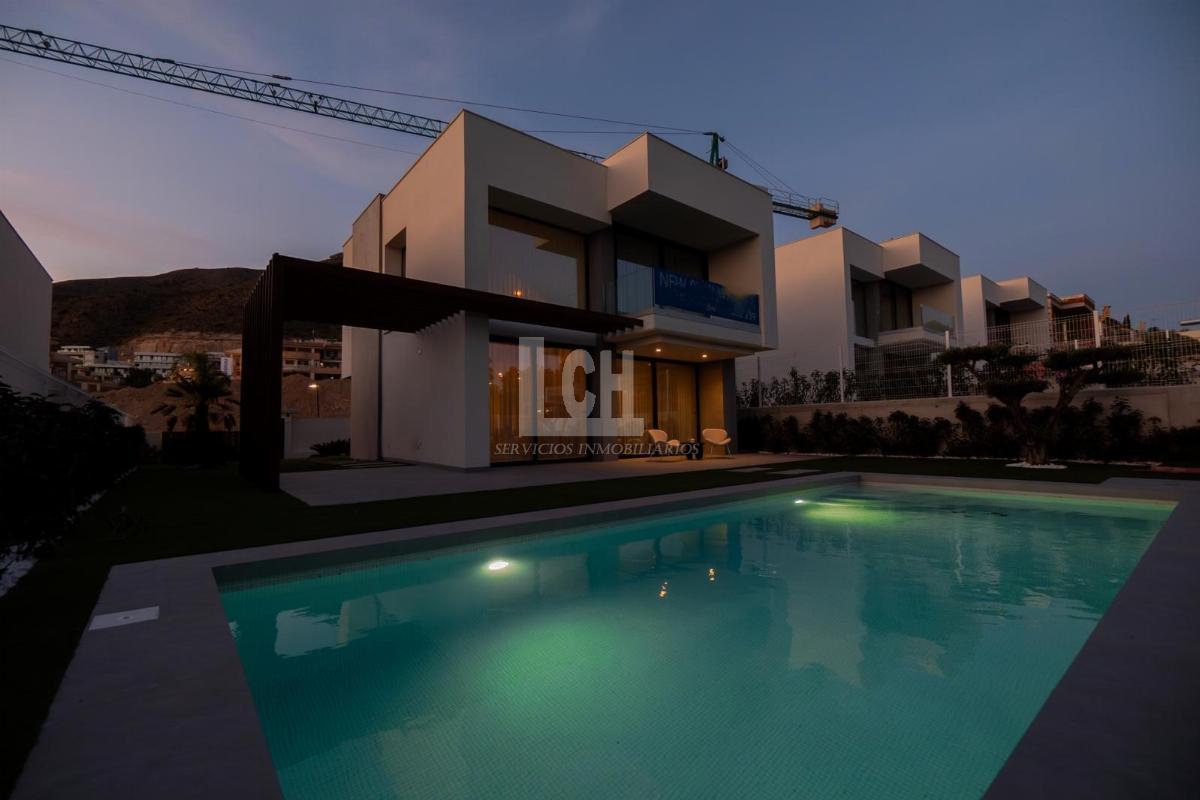 Venta de casa en Finestrat