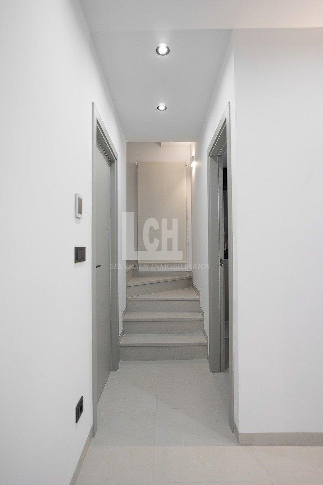 For sale of villa in San miguel de salinas