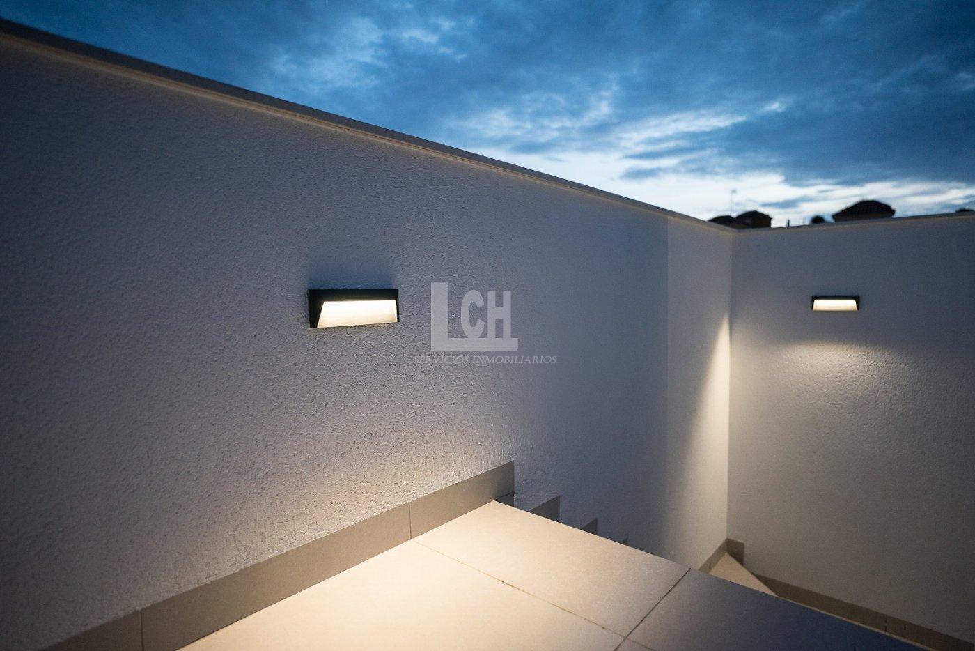 For sale of villa in San miguel de salinas