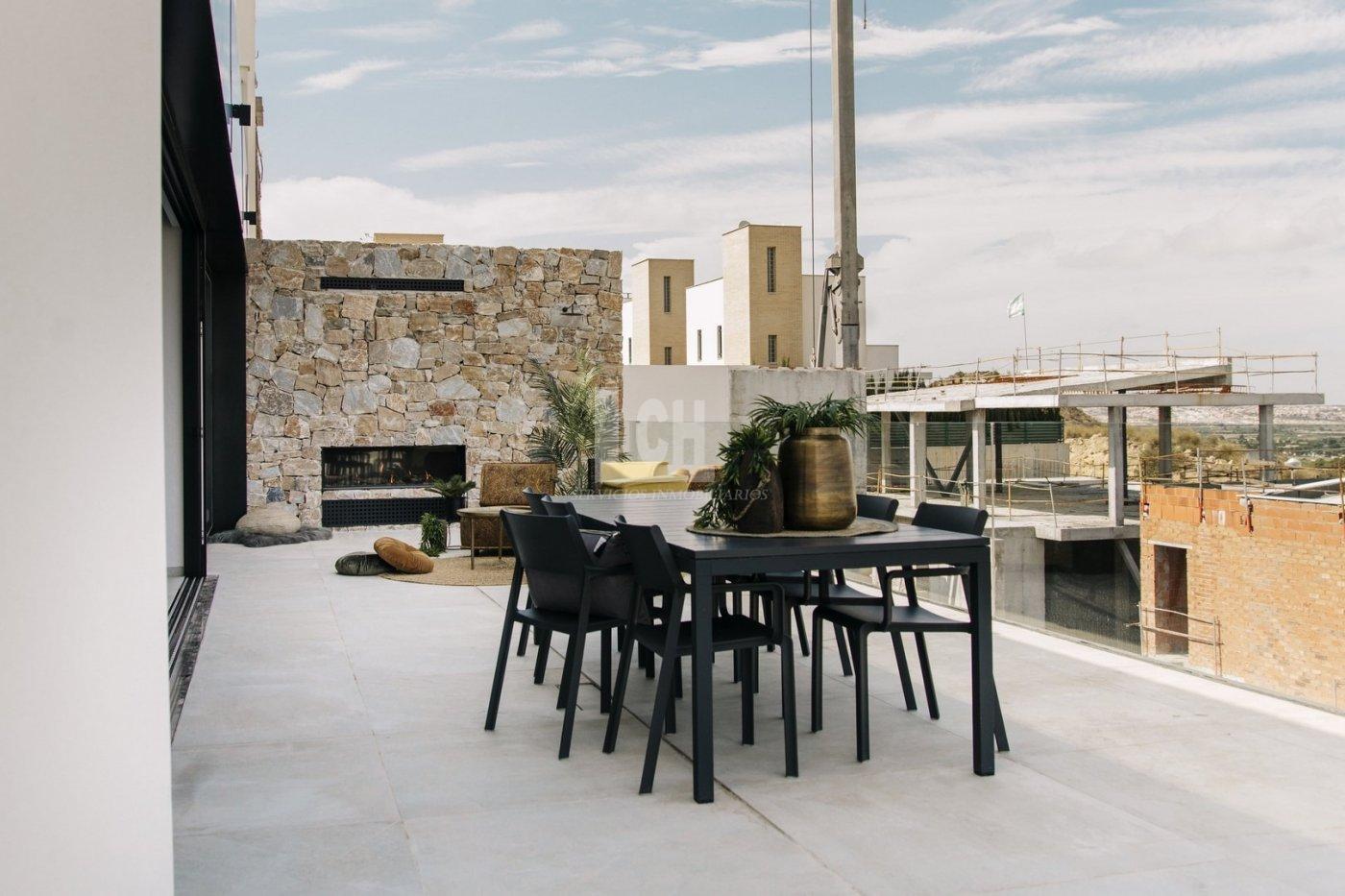 For sale of villa in Rojales
