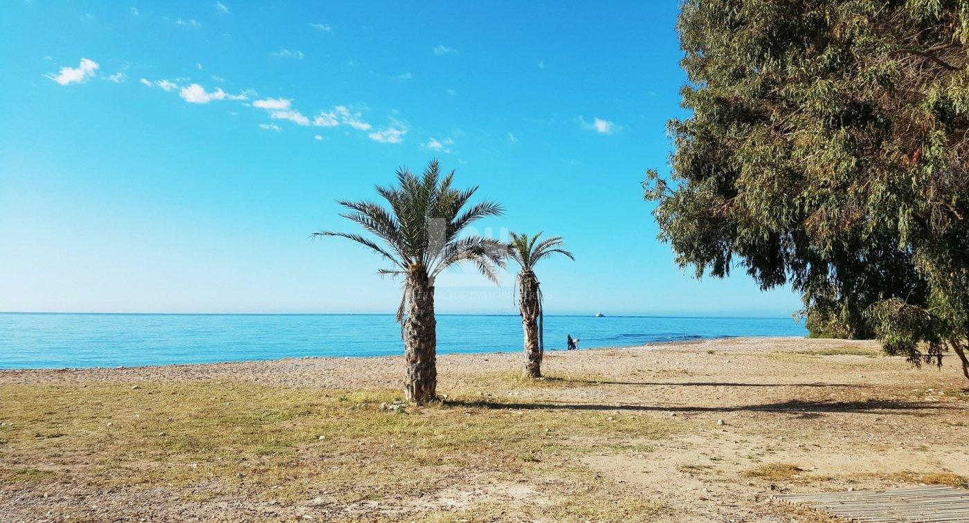 For sale of penthouse in Villajoyosa