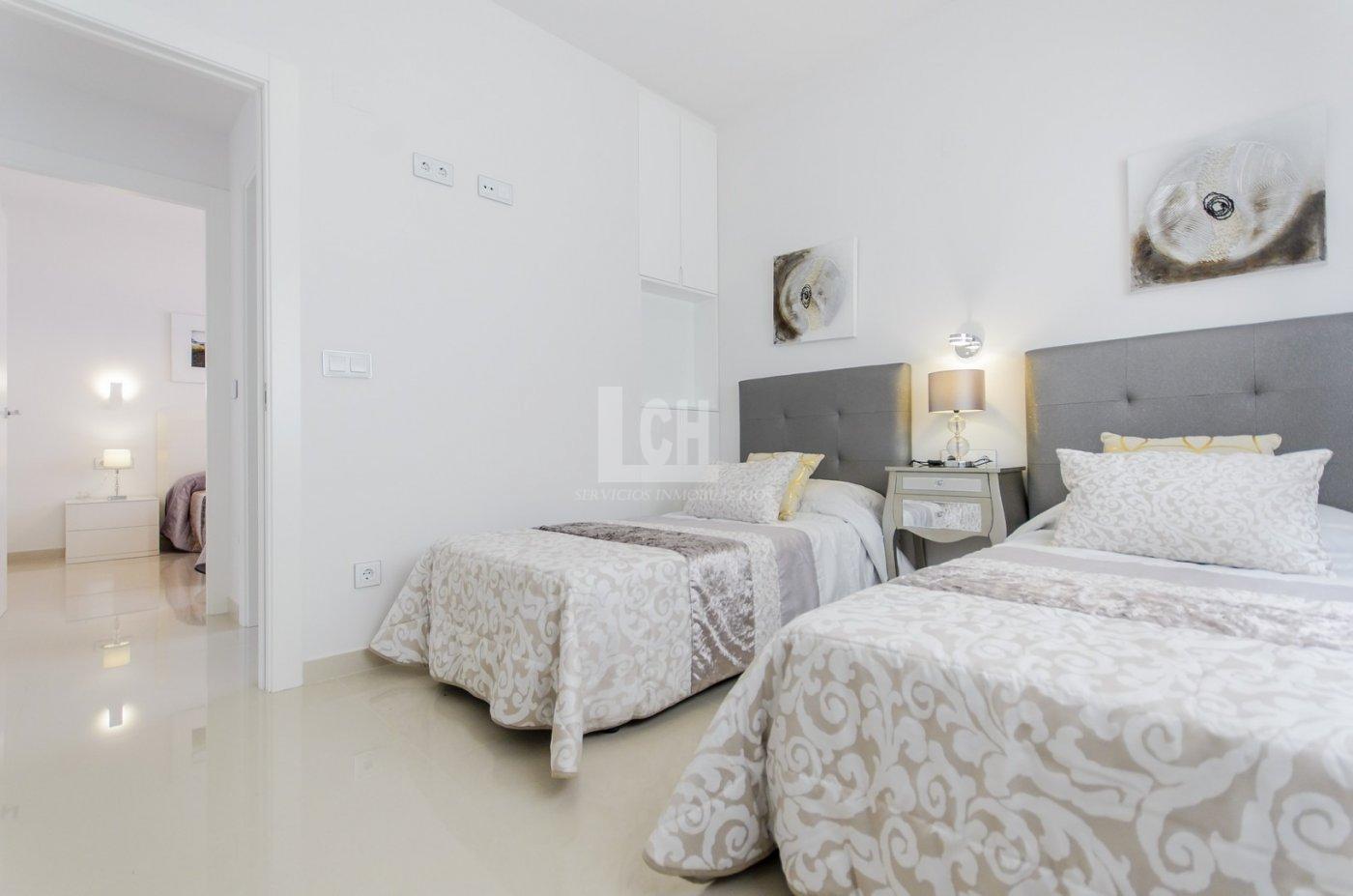 Venta de villa en San miguel de salinas