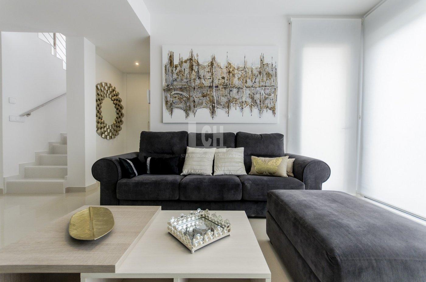 Venta de villa en San miguel de salinas