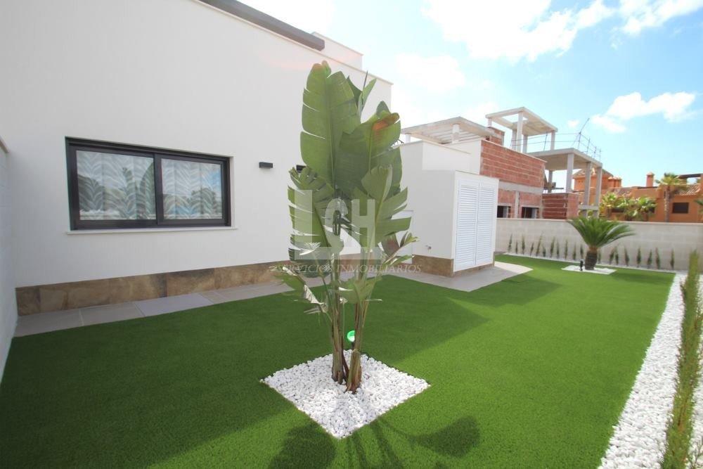 Venta de villa en San miguel de salinas