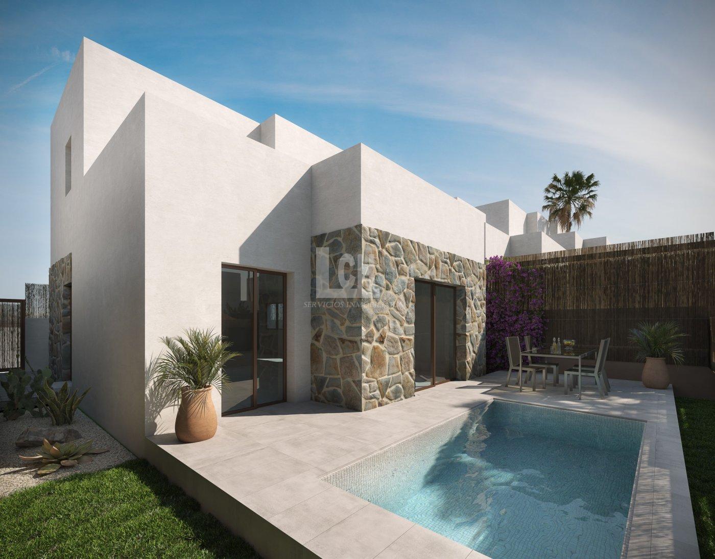 For sale of villa in Orihuela costa