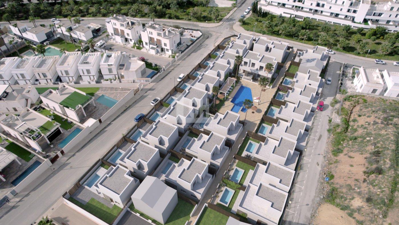 For sale of villa in Orihuela costa