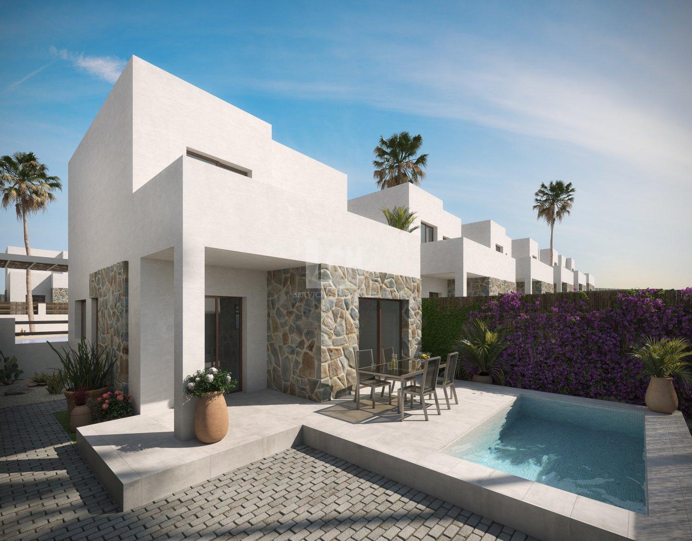 For sale of villa in Orihuela costa