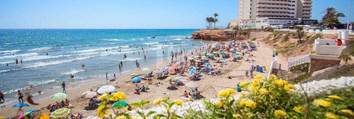 Zu verkaufen von villa in
 Orihuela costa