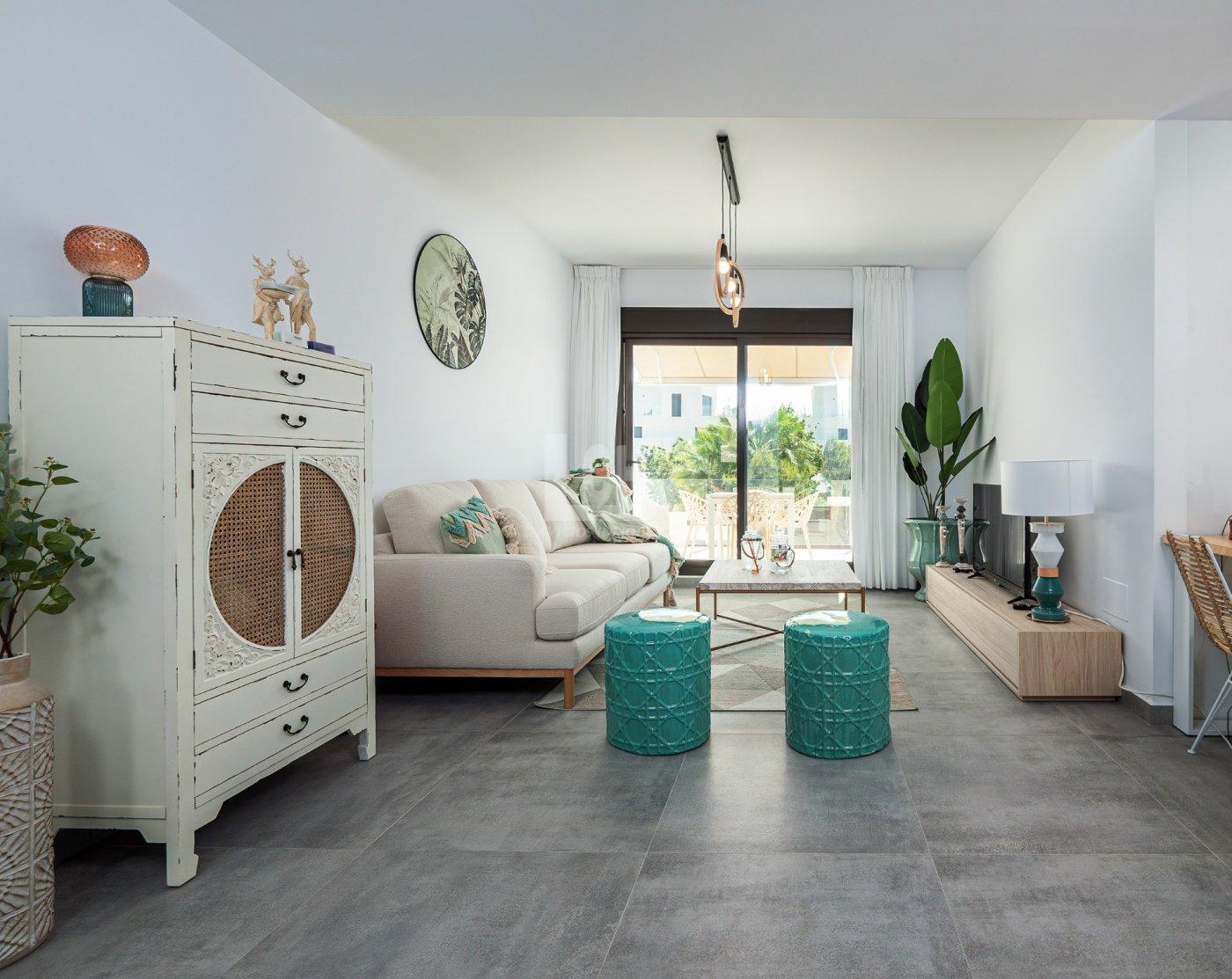 Zu verkaufen von villa in
 Orihuela costa