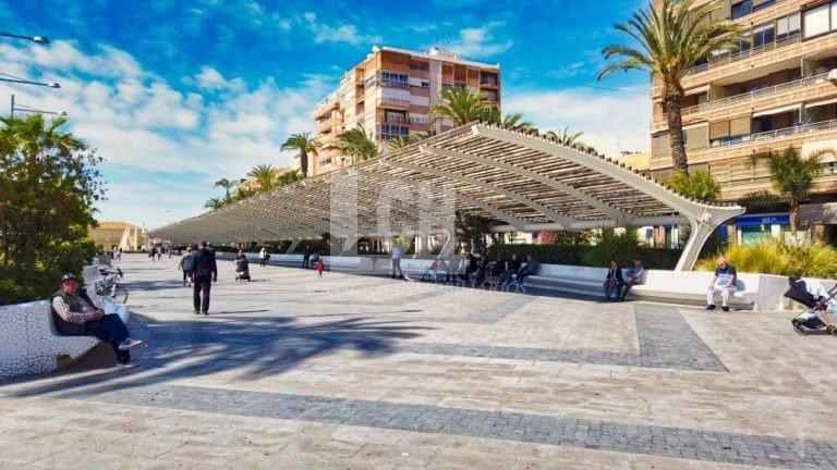 For sale of villa in Torrevieja