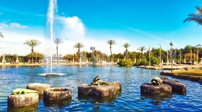 For sale of villa in Torrevieja
