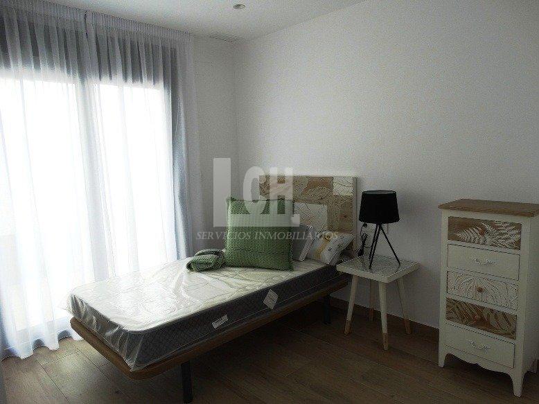 For sale of villa in Pilar de la horadada