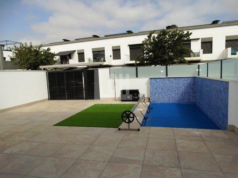 For sale of villa in Pilar de la horadada