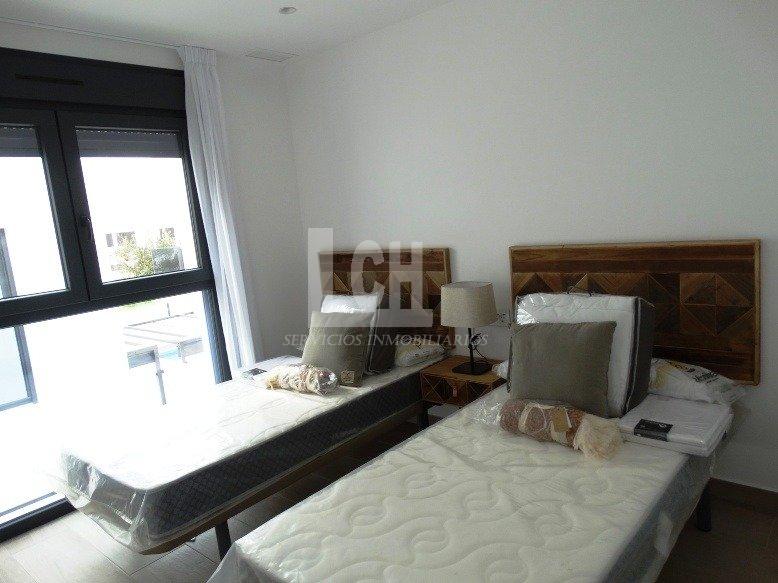 For sale of villa in Pilar de la horadada