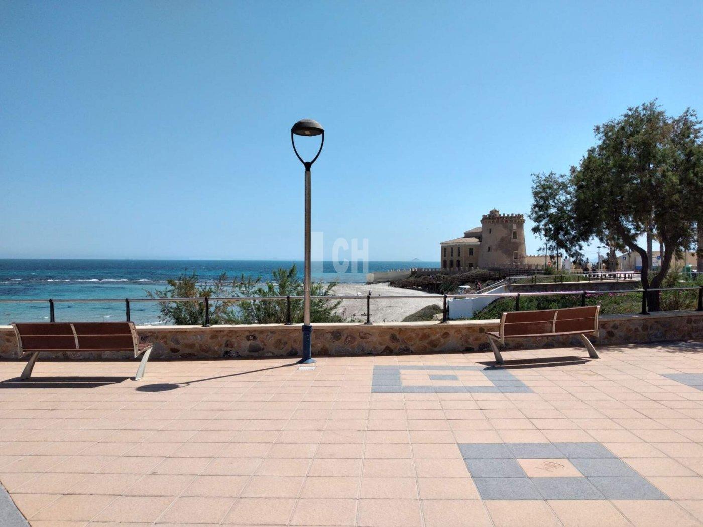 For sale of villa in Pilar de la horadada
