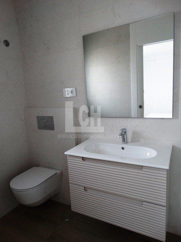 For sale of villa in Pilar de la horadada