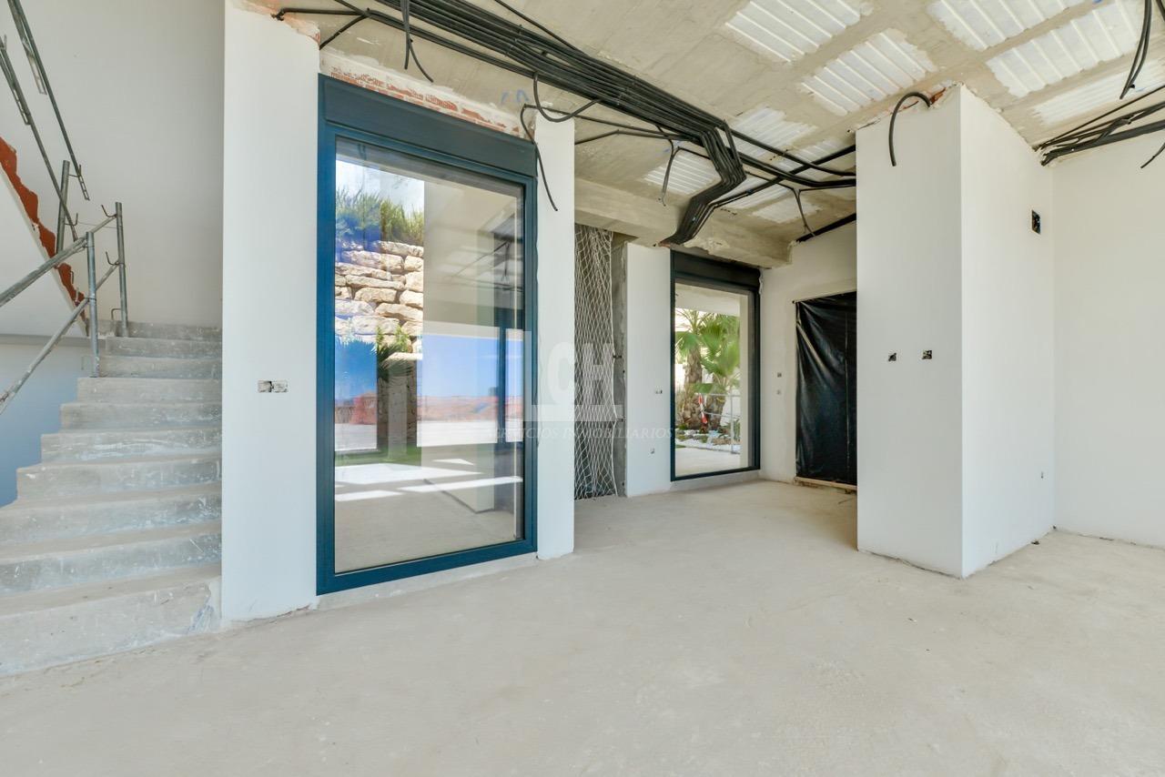 For sale of villa in Finestrat