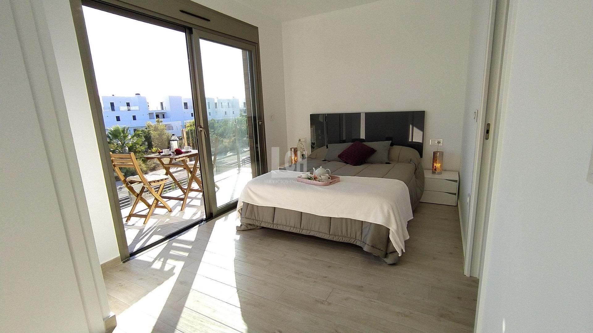 For sale of villa in Orihuela costa