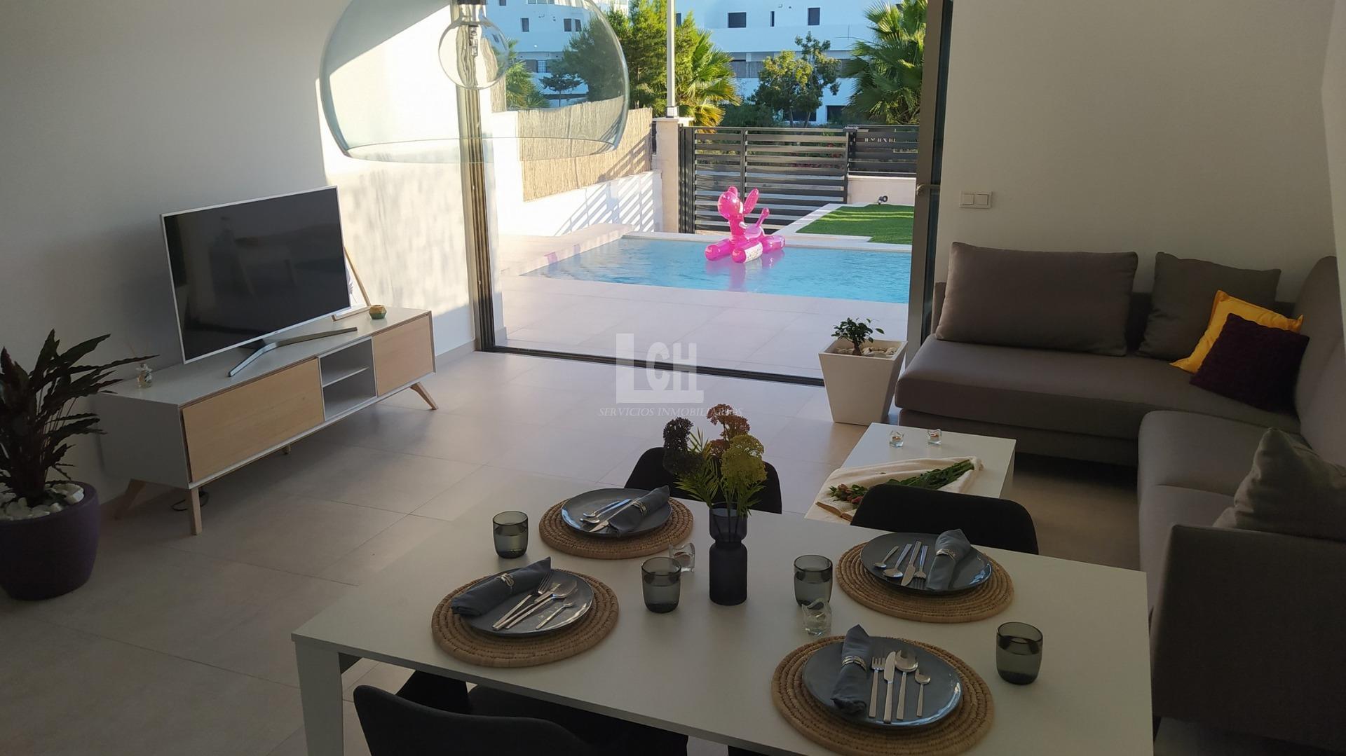 For sale of villa in Orihuela costa