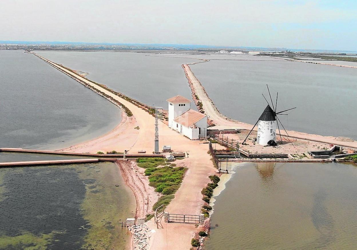 Venta de villa en San pedro del pinatar