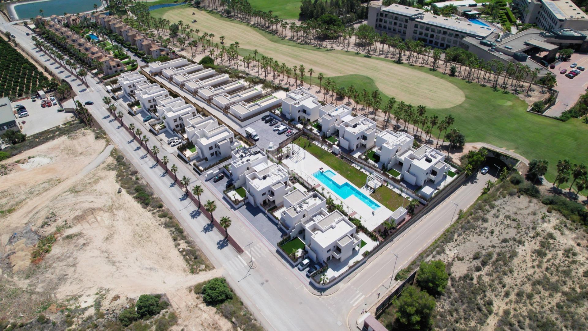 Zu verkaufen von villa in
 Algorfa