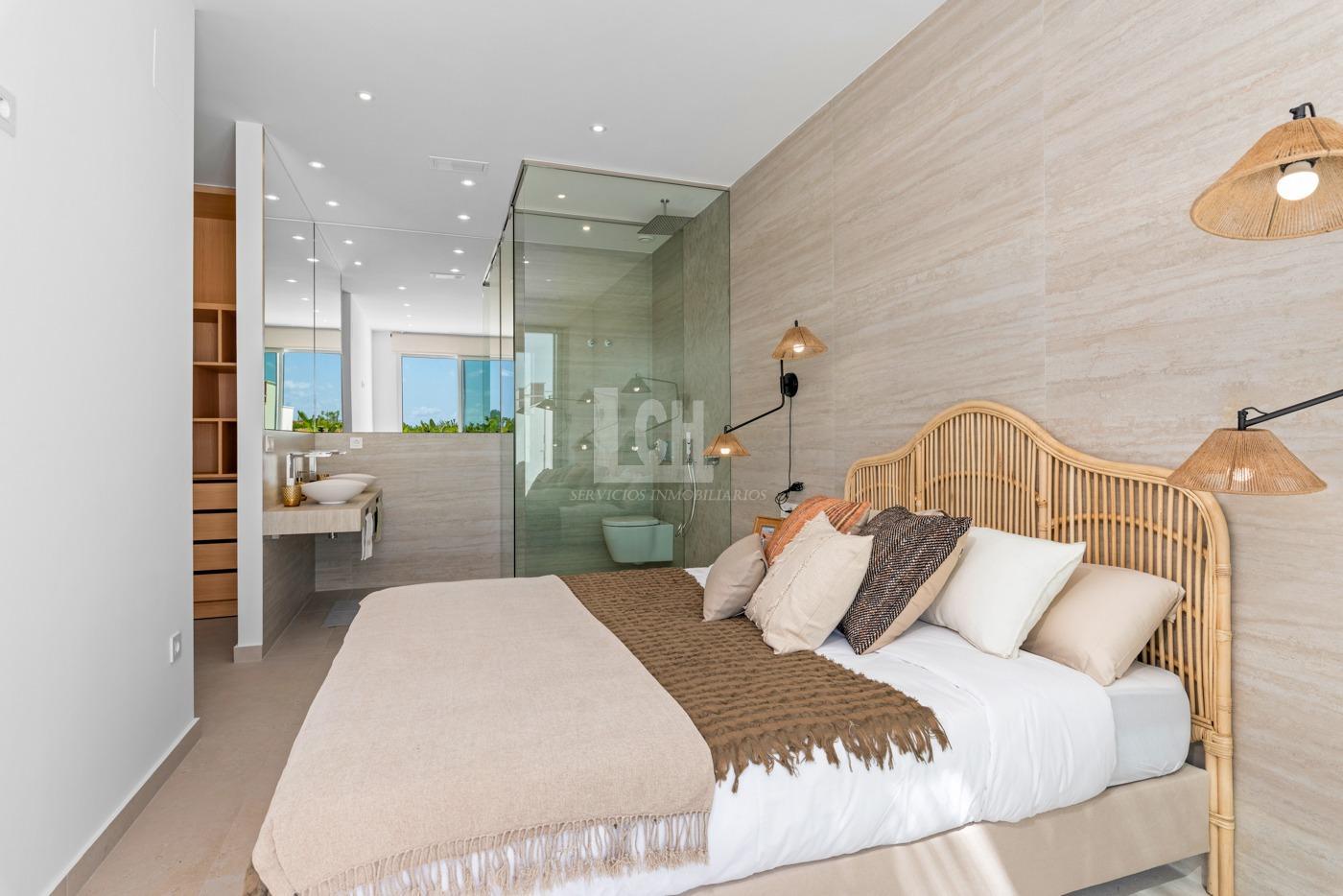 For sale of villa in Benijófar