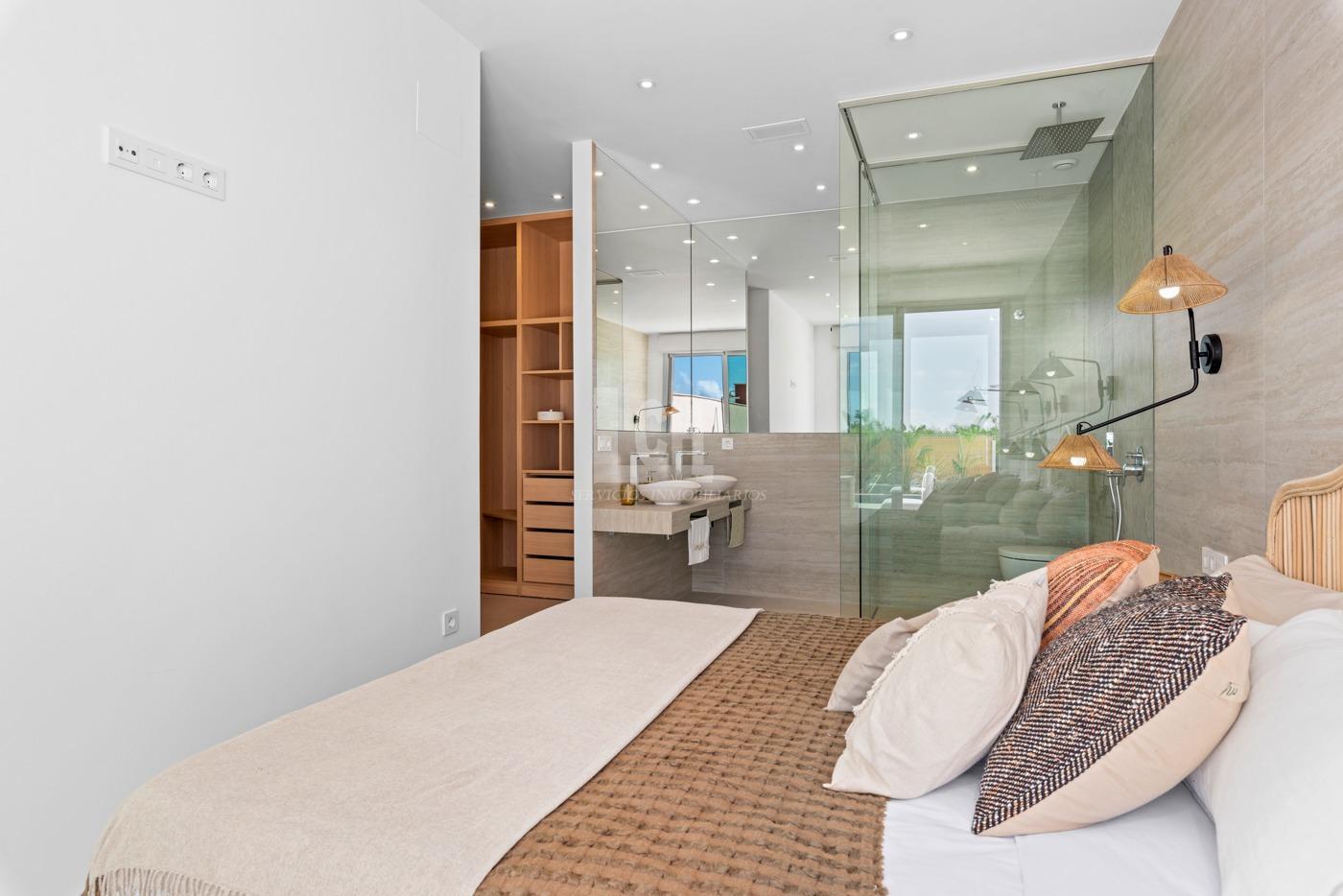 For sale of villa in Benijófar