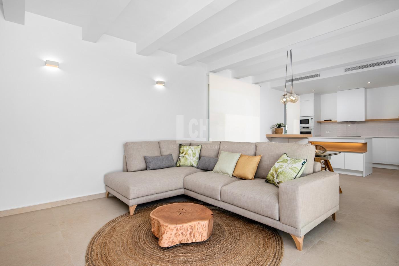 For sale of villa in Benijófar