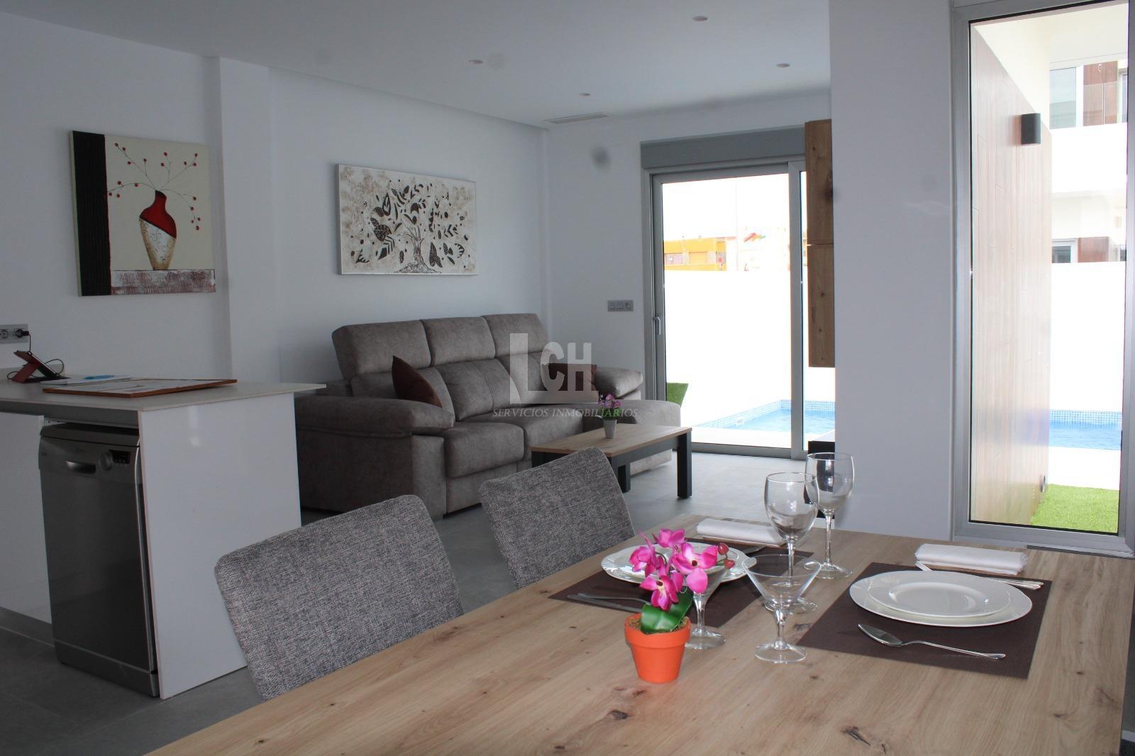 For sale of villa in San fulgencio