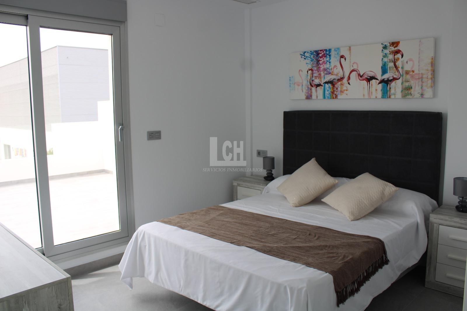 For sale of villa in San fulgencio