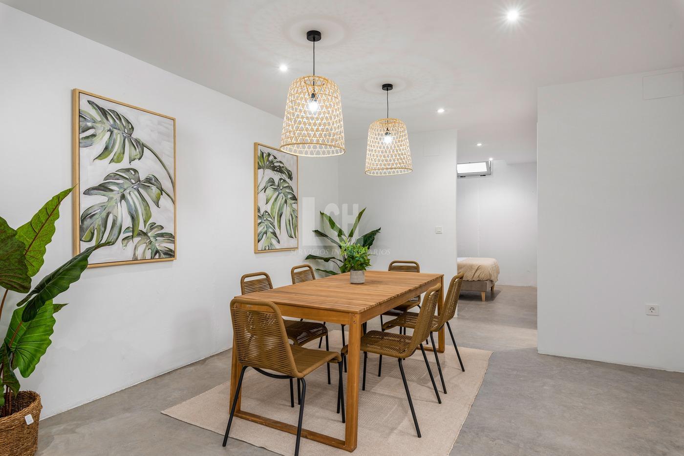 For sale of villa in Los alcázares