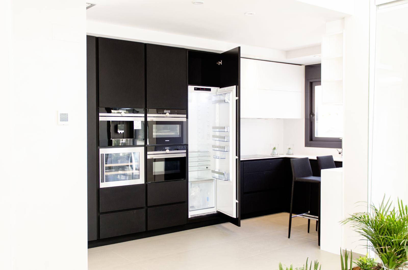 For sale of villa in Dehesa de campoamor