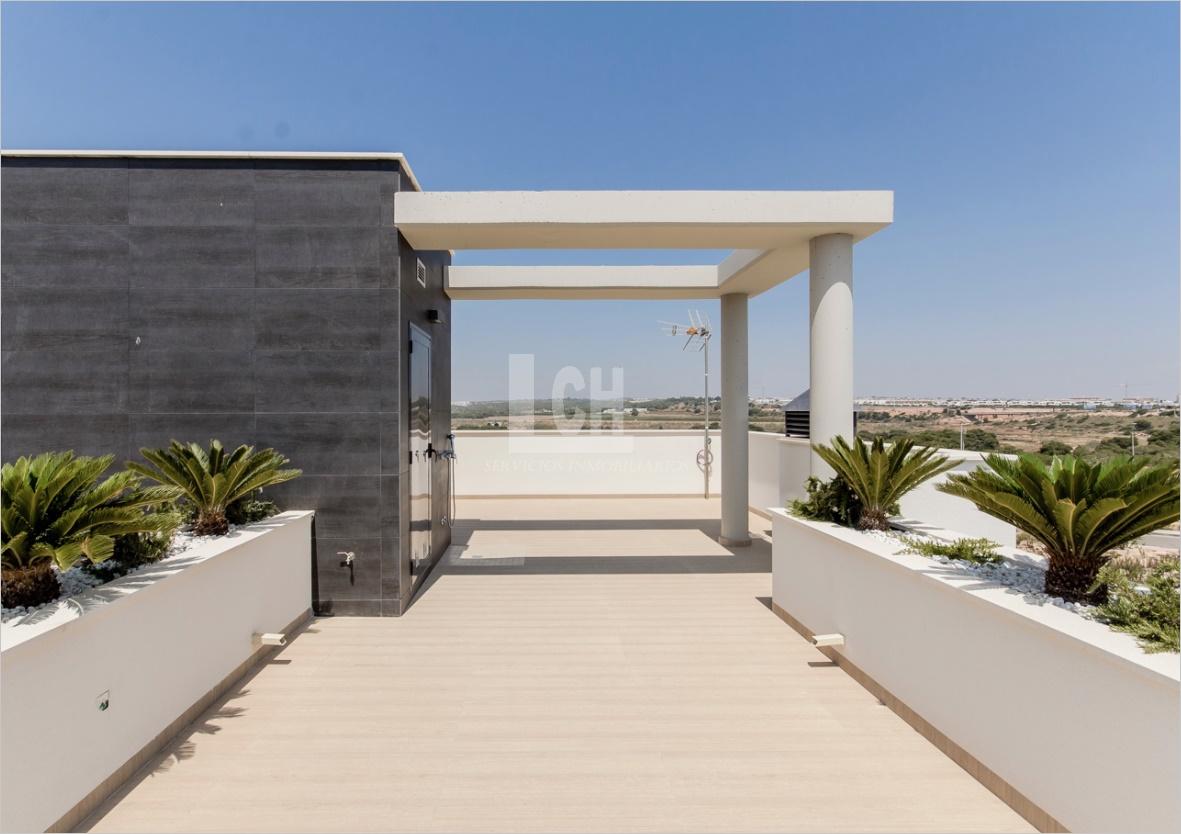 Venta de villa en Campoamor