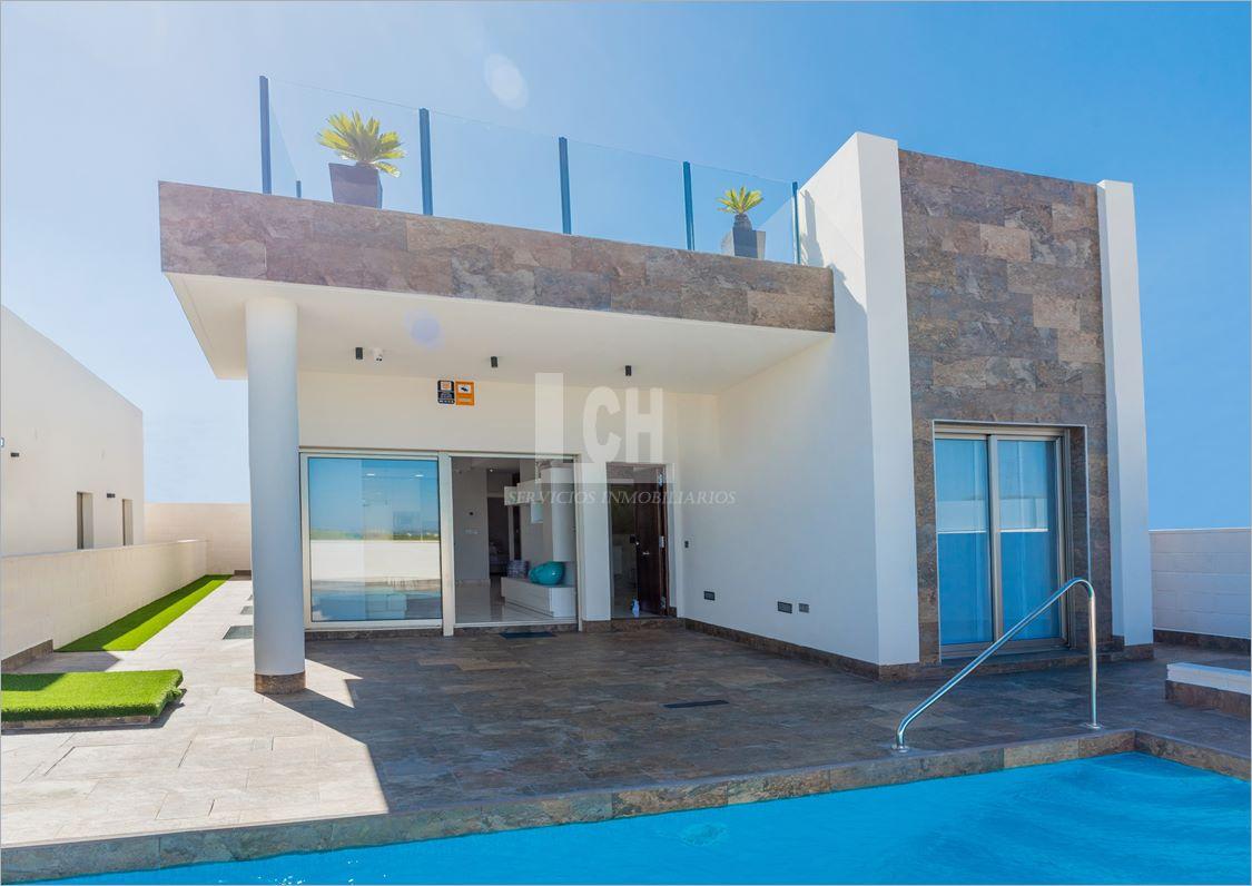 Venta de villa en Villamartín