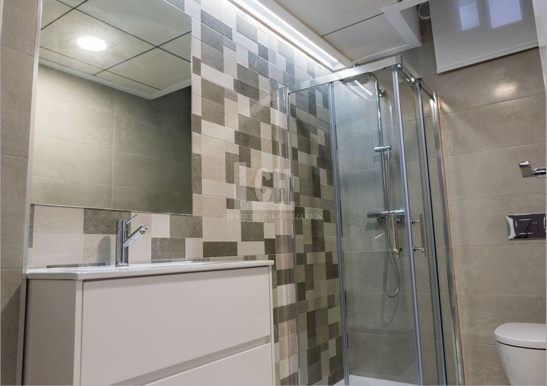 Venta de villa en Villamartín