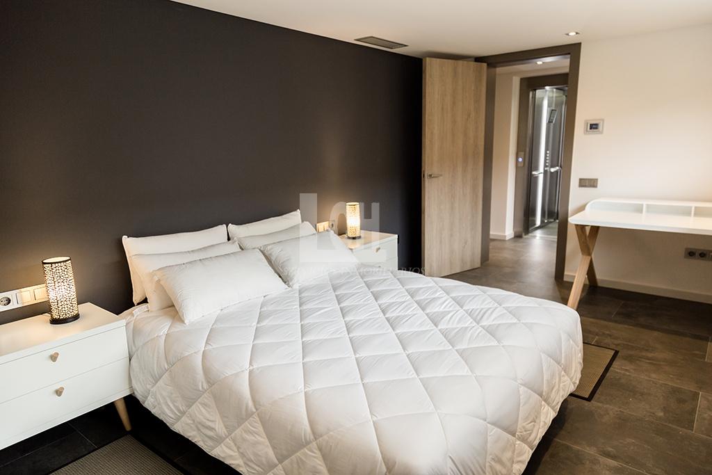 Venta de villa en Torre de la horadada