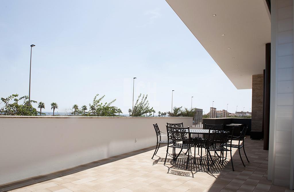 Venta de villa en Torre de la horadada