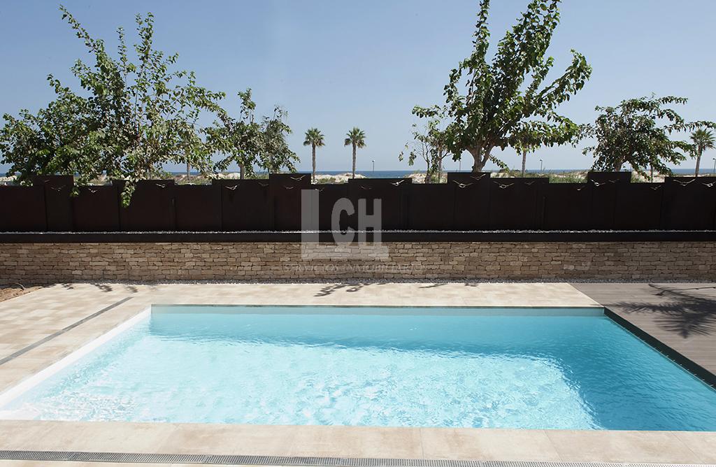 Venta de villa en Torre de la horadada