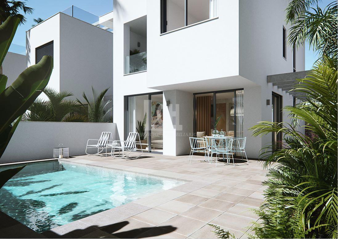 Venta de villa en Pilar de la horadada